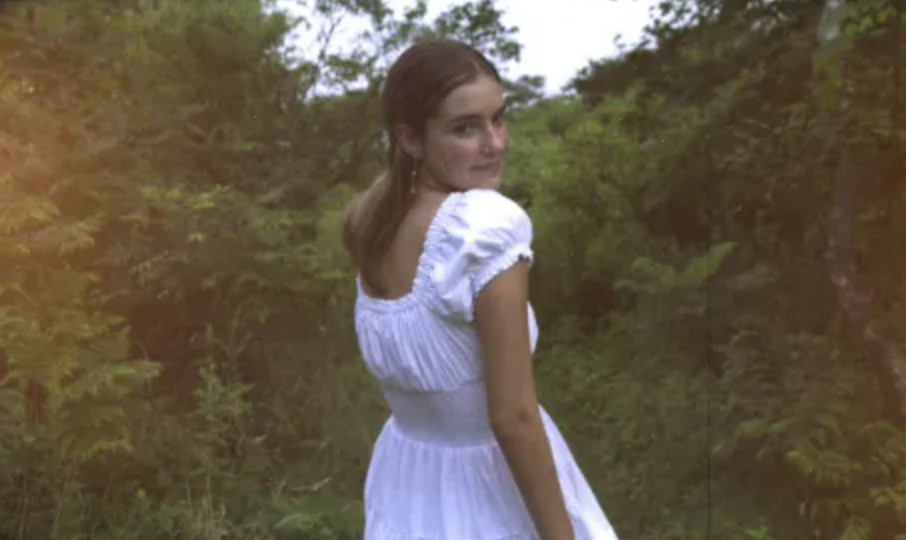 Willow Woodward releases breakout album ‘Hideaway’