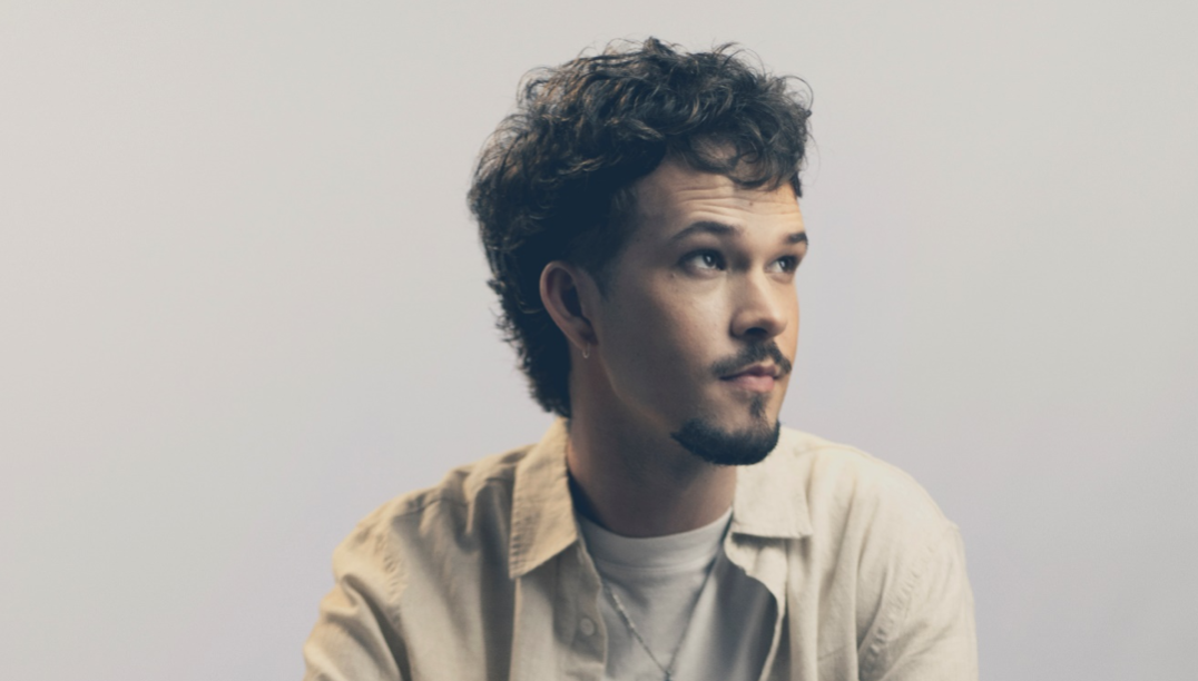Luke de Agrela releases debut album Unzipped