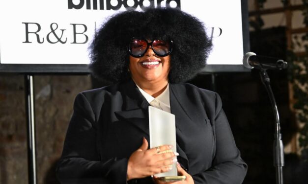 Jill Scott inducted into the Billboard Hall of Fame ahead ofSouth African tour!